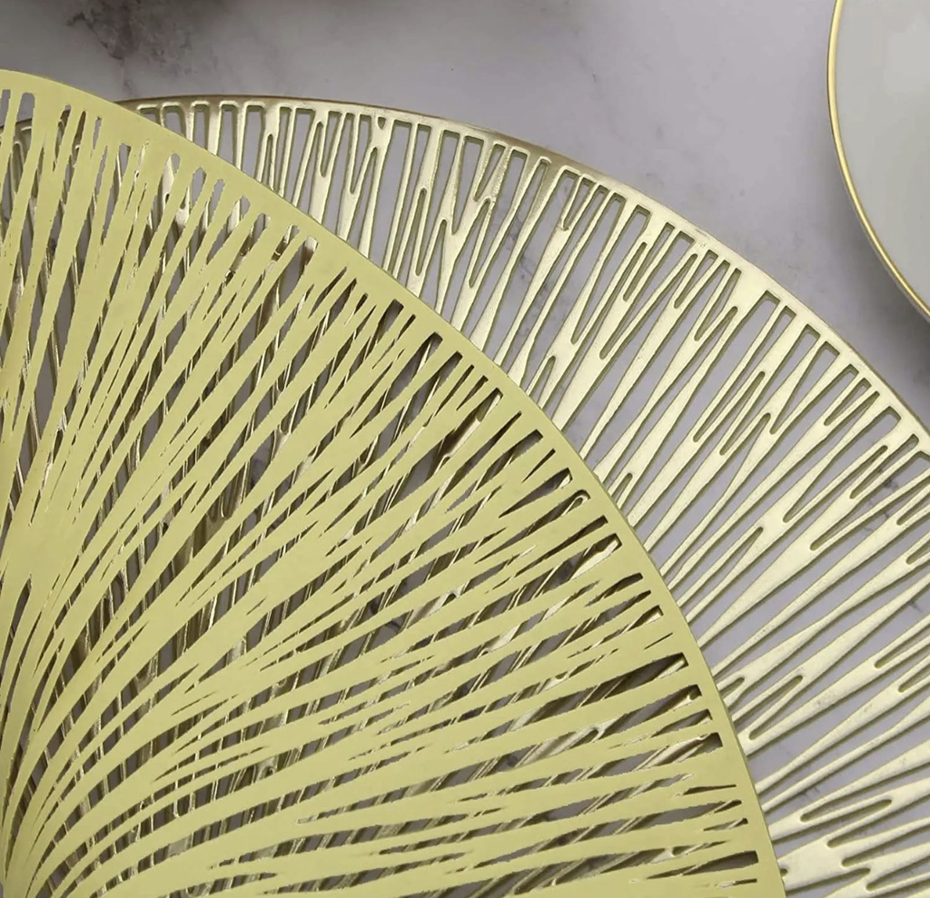 Ensemble Napperons en forme de cercle couleur dore avec design moderne antidérapant pour table-salle a manger cuisine décor / 6 pièces 