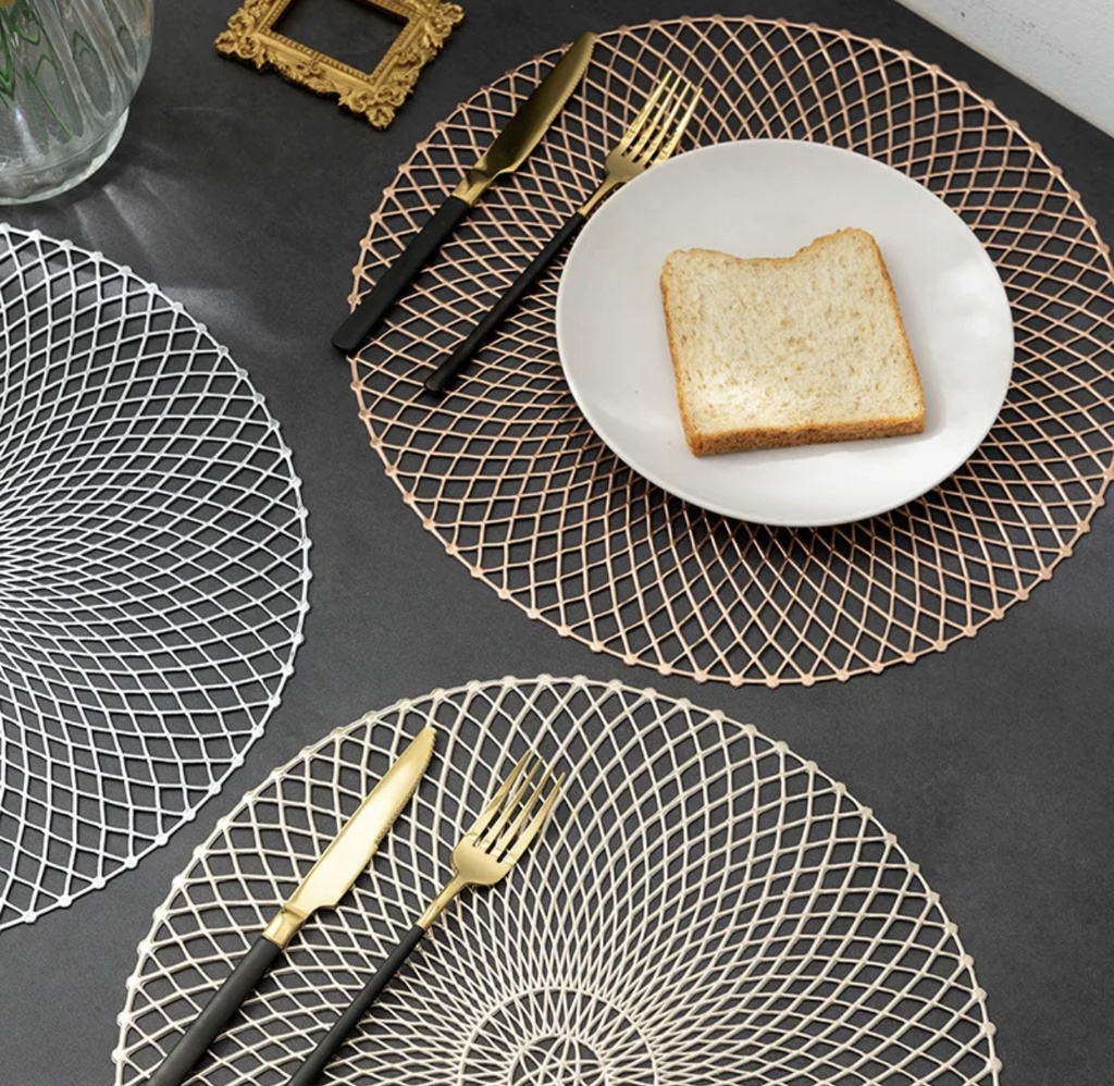 Ensemble Napperons en forme de cercle couleur dore / argent/ bronze / avec design moderne antidérapant pour table-salle a manger cuisine décor / 6 pièces 