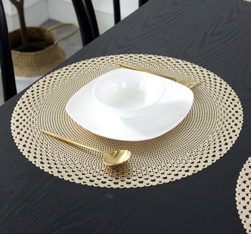 Ensemble Napperons en forme de cercle couleur dore / rouge / avec design moderne antidérapant pour table-salle a manger cuisine décor / 6 pièces 