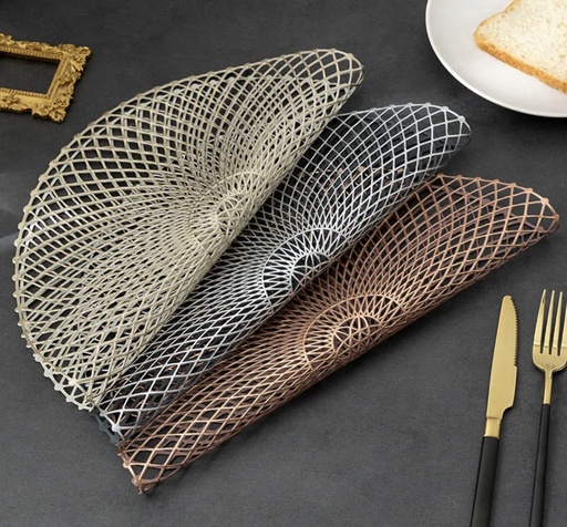 Ensemble Napperons en forme de cercle couleur dore / argent/ bronze / avec design moderne antidérapant pour table-salle a manger cuisine décor / 6 pièces 